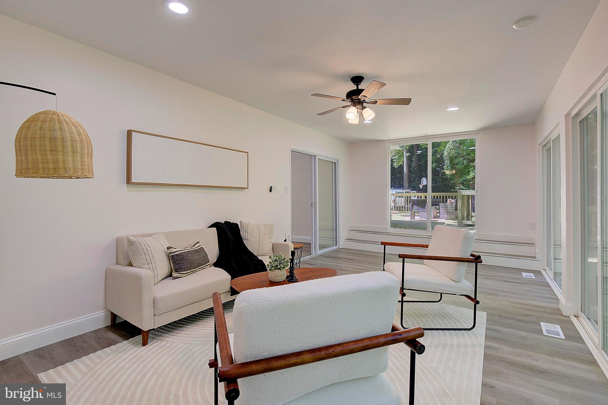 LAKE KARYLBROOK - Residential