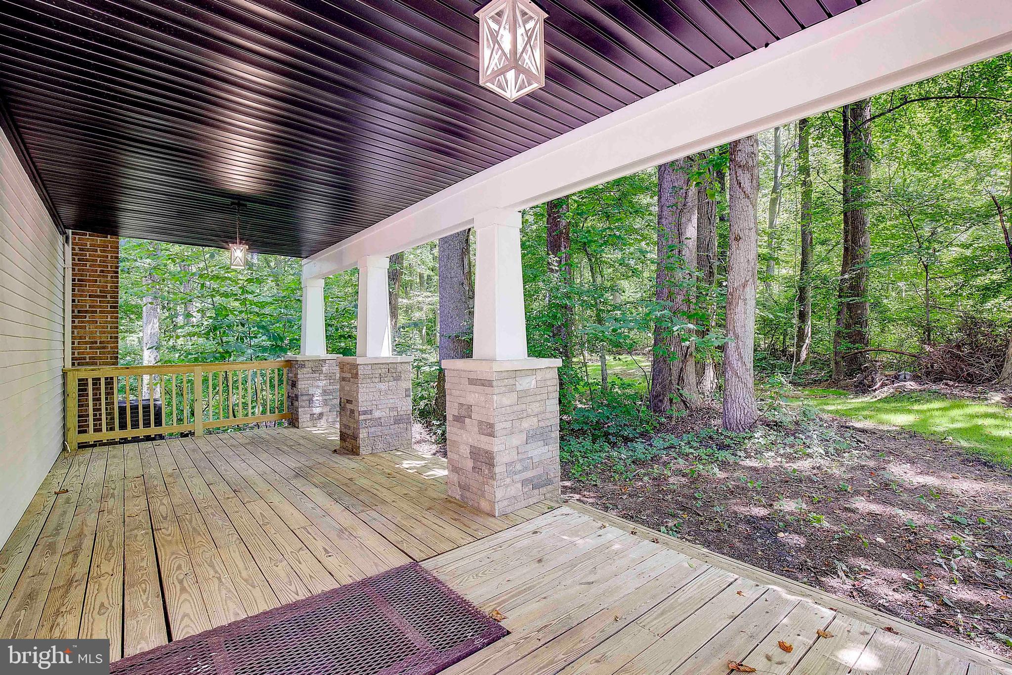 LAKE KARYLBROOK - Residential