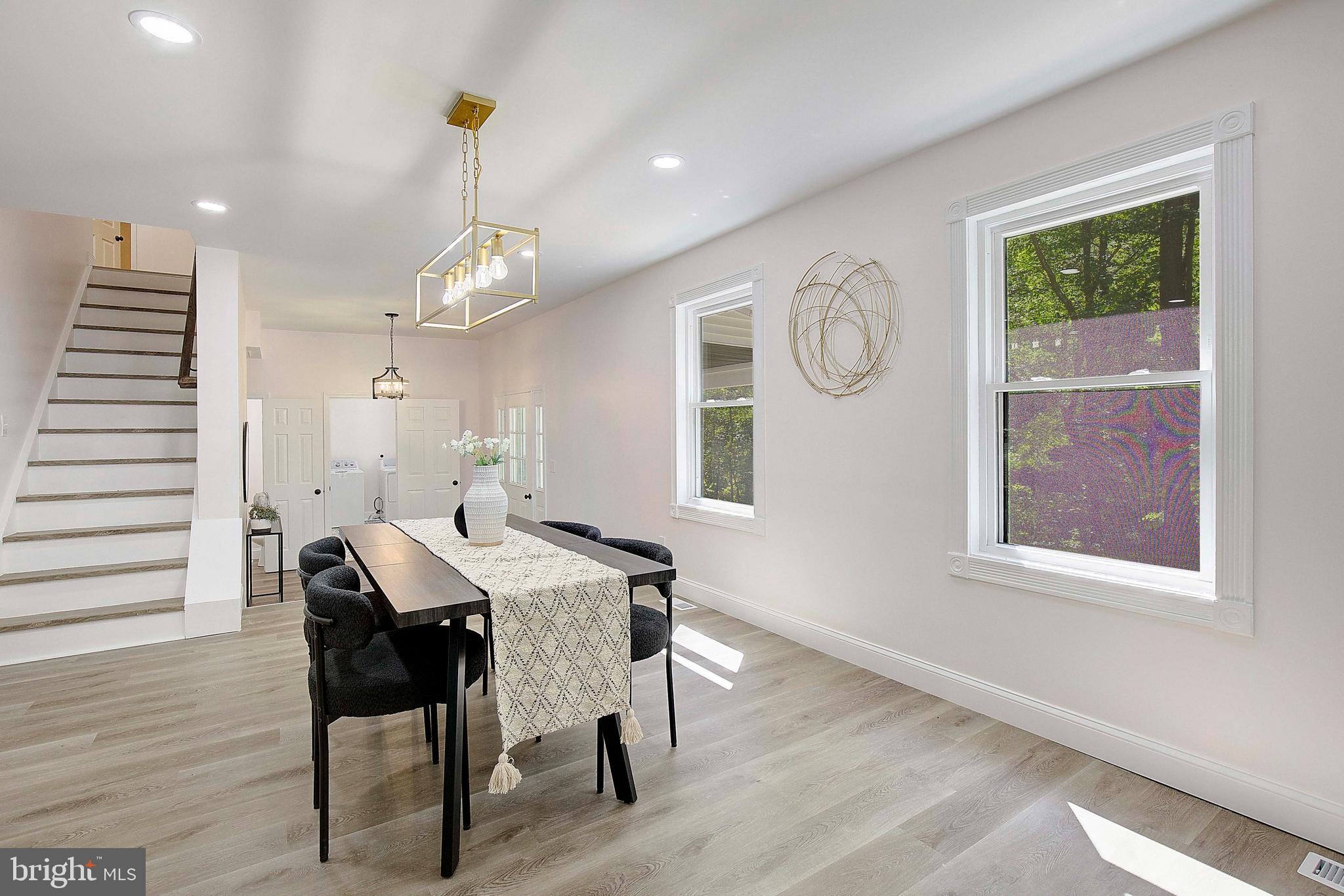 LAKE KARYLBROOK - Residential