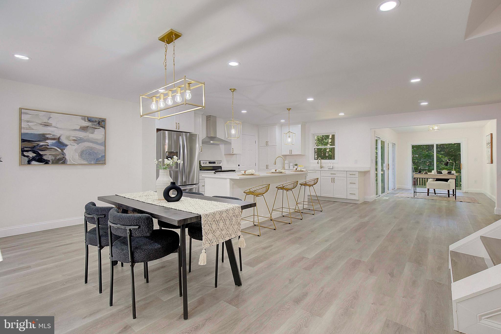 LAKE KARYLBROOK - Residential