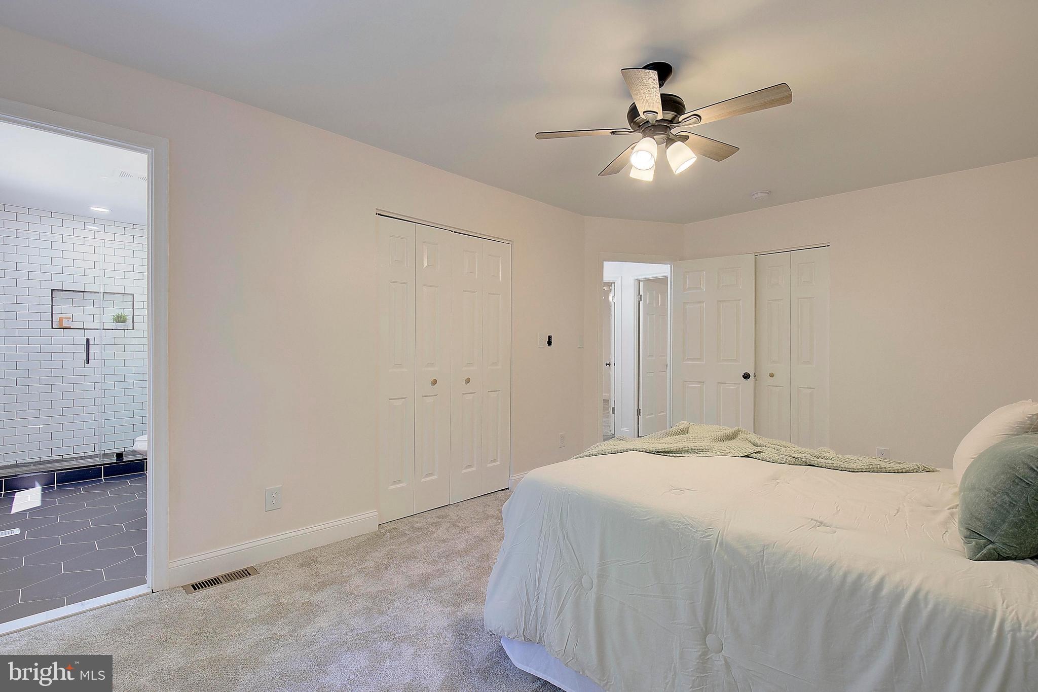 LAKE KARYLBROOK - Residential