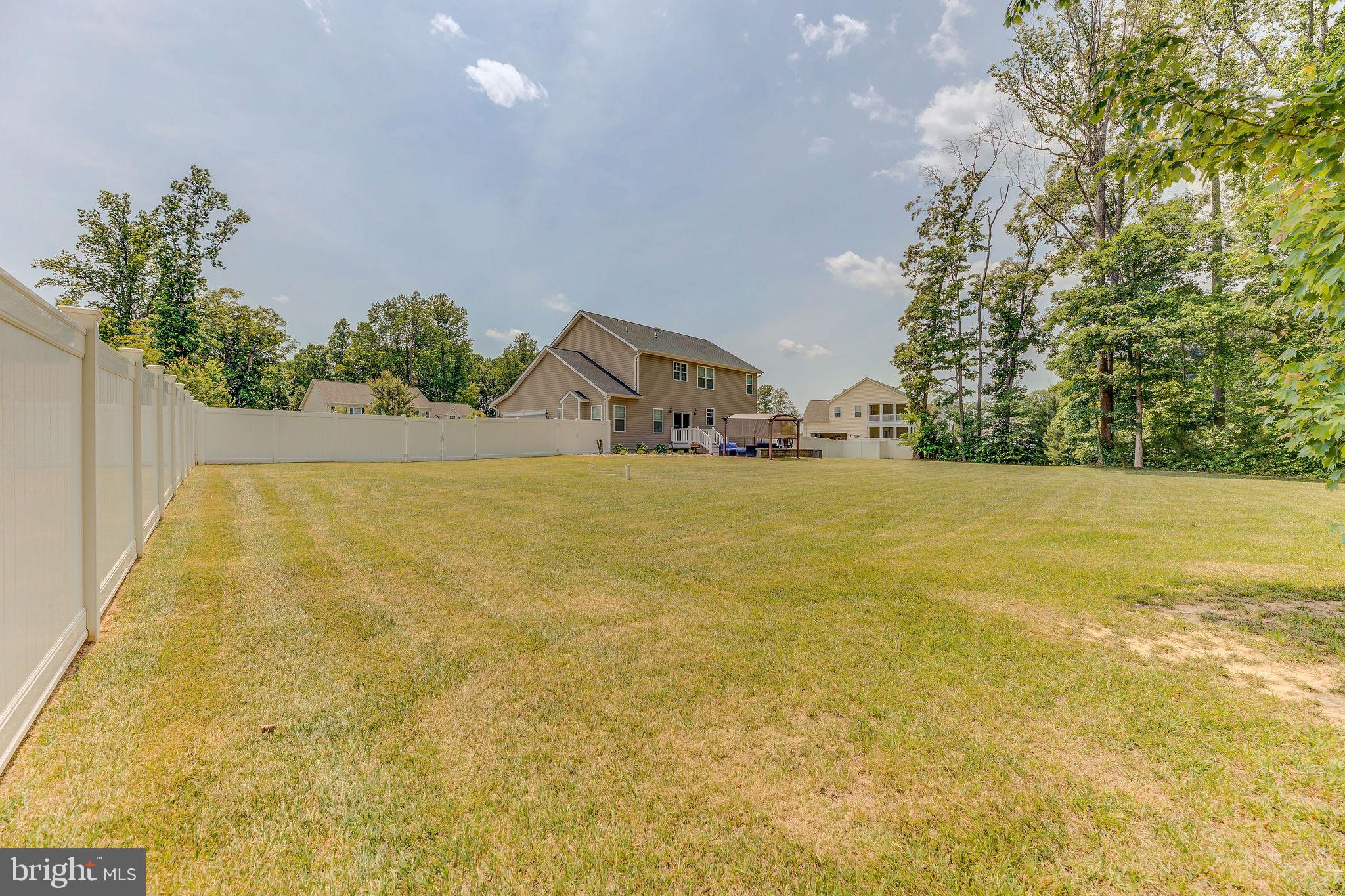 OAKLAND HALL - Residential