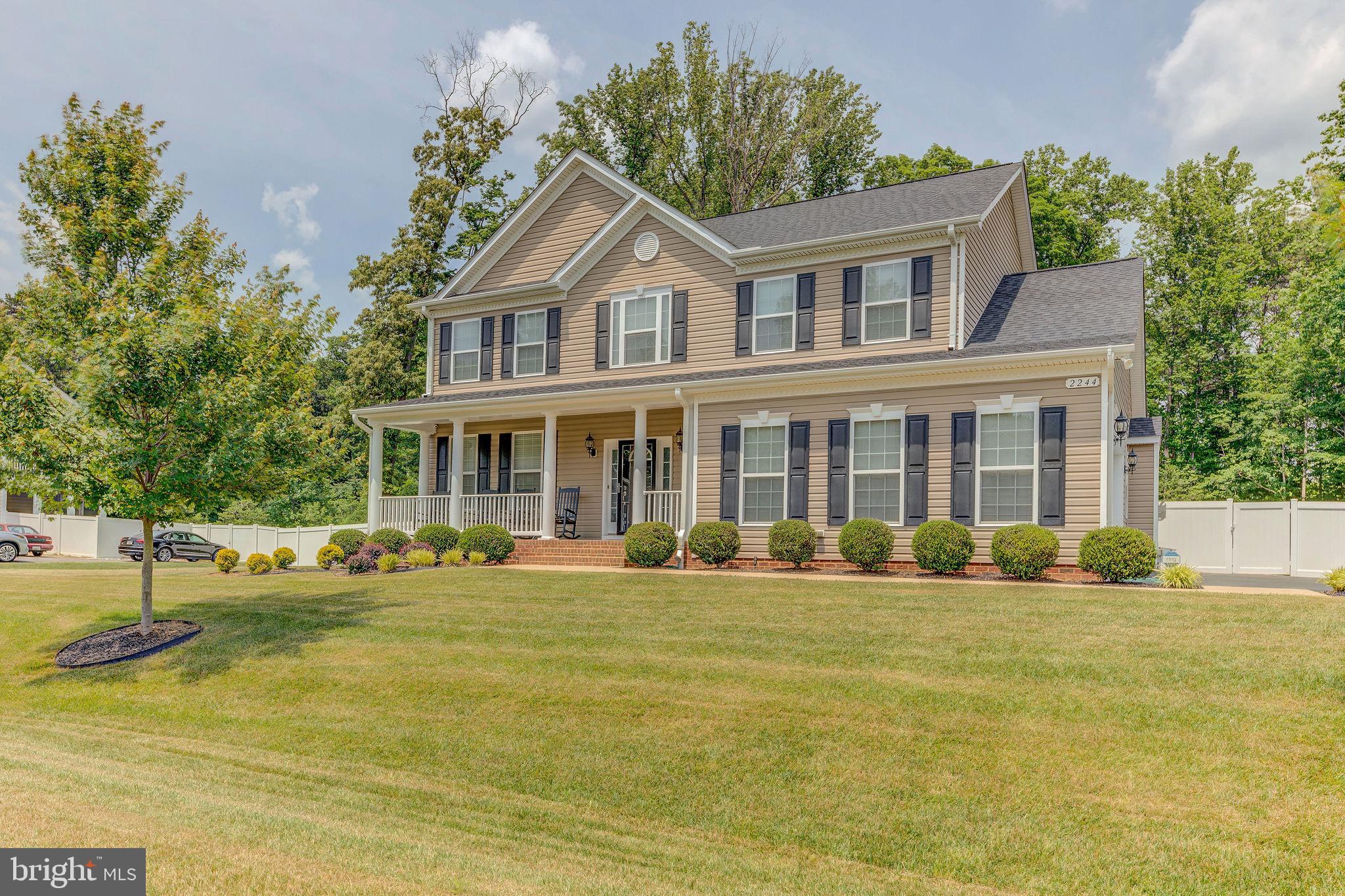 OAKLAND HALL - Residential