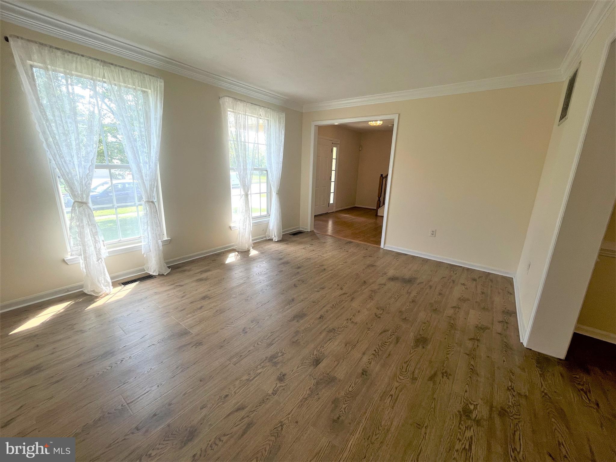 SPRINGFIELD MANOR CLUSTER - Residential Lease