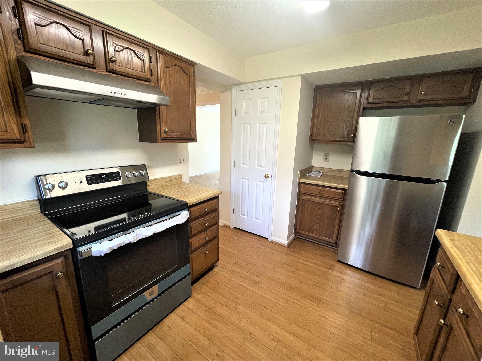 SPRINGFIELD MANOR CLUSTER - Residential Lease