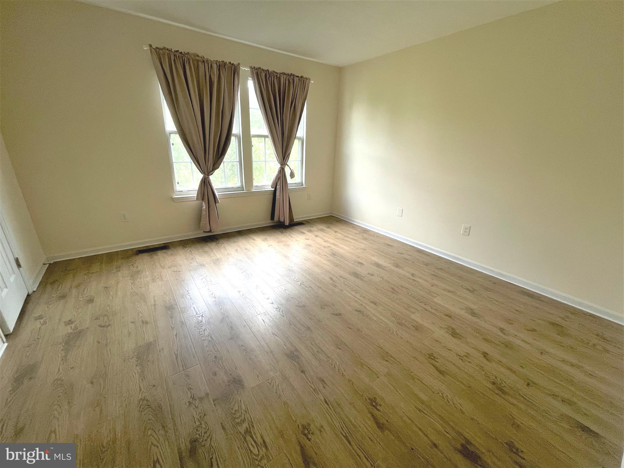 SPRINGFIELD MANOR CLUSTER - Residential Lease