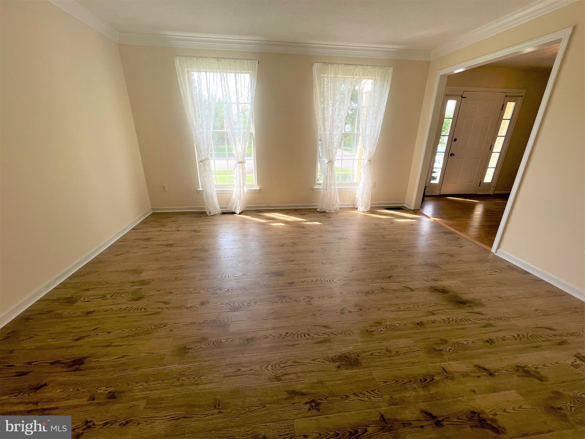 SPRINGFIELD MANOR CLUSTER - Residential Lease