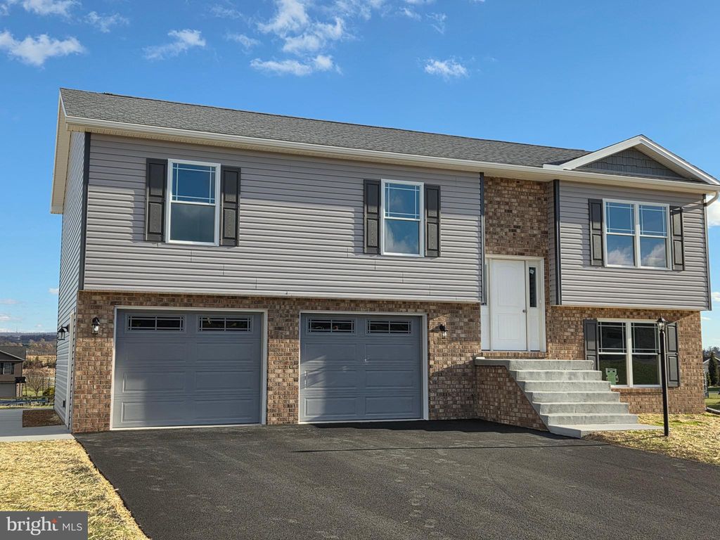 Photo of 257 Grove Dr, SHIPPENSBURG, PA 17257 (MLS # PAFL2029868)