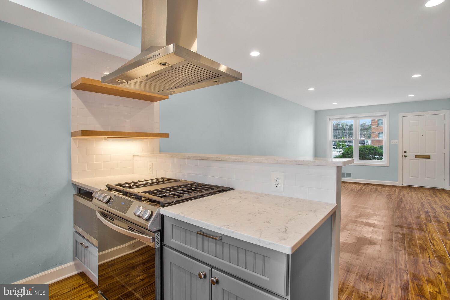 HUME SPRINGS - Residential Lease