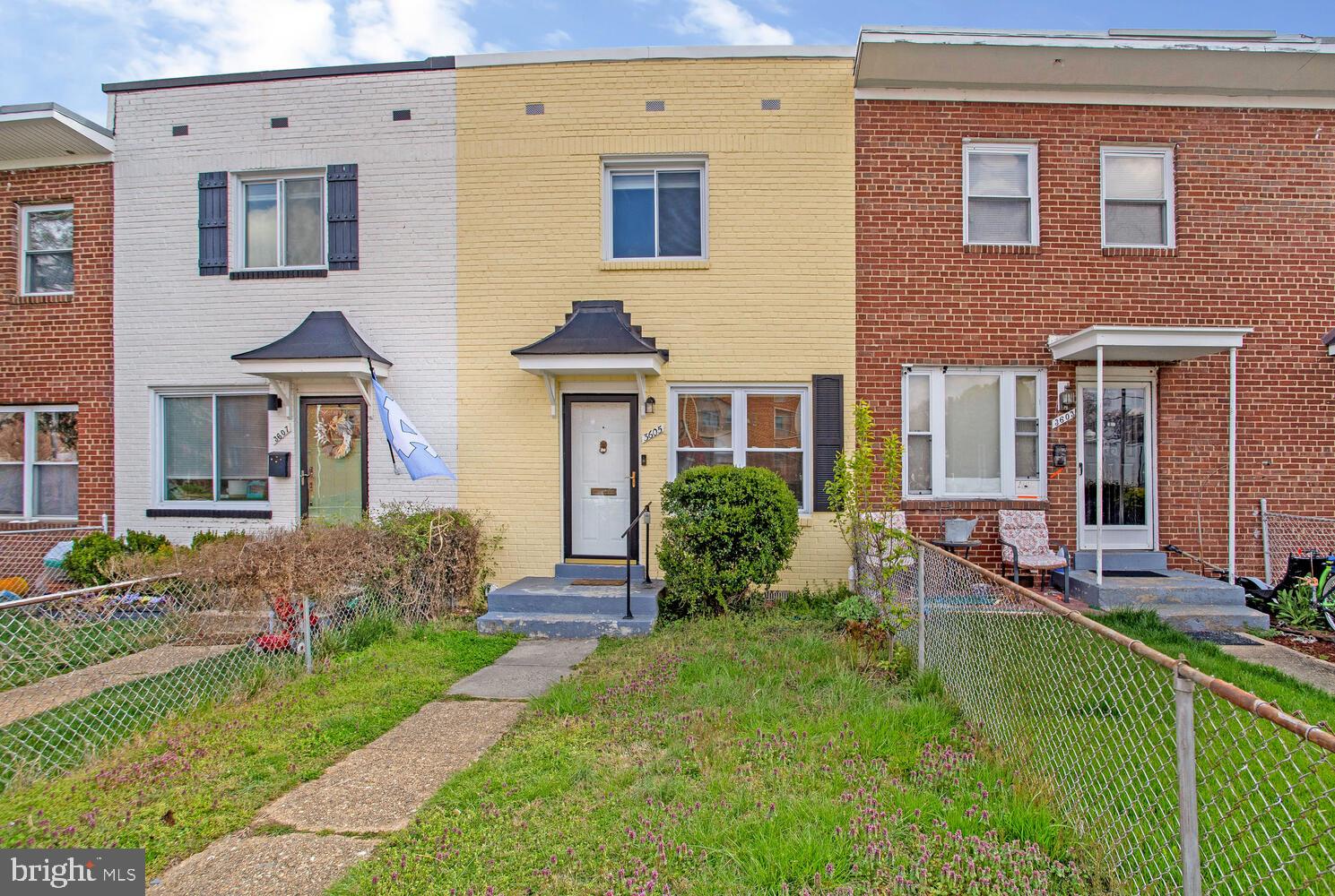 HUME SPRINGS - Residential Lease