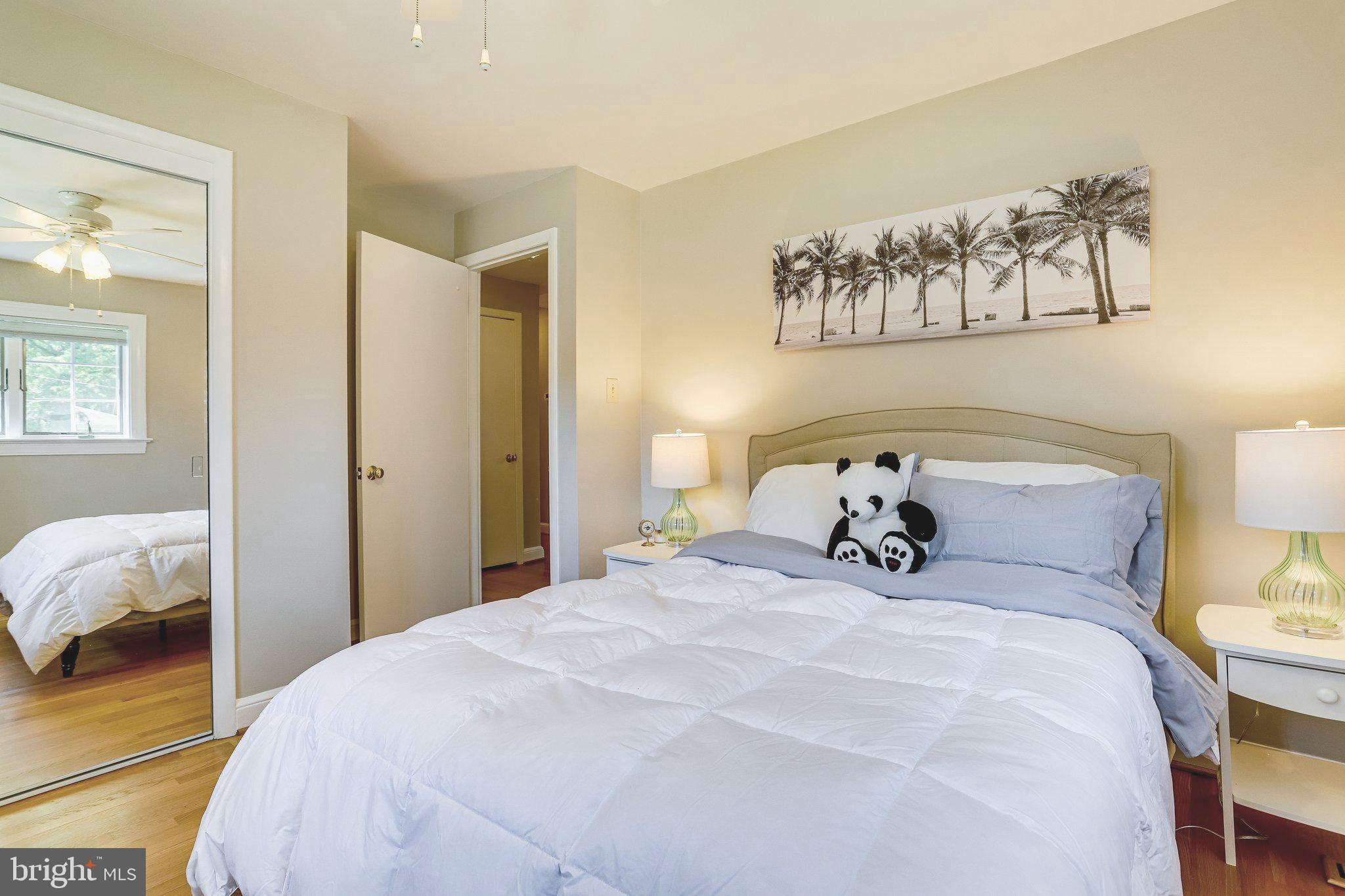 BROYHILL PARK - Residential