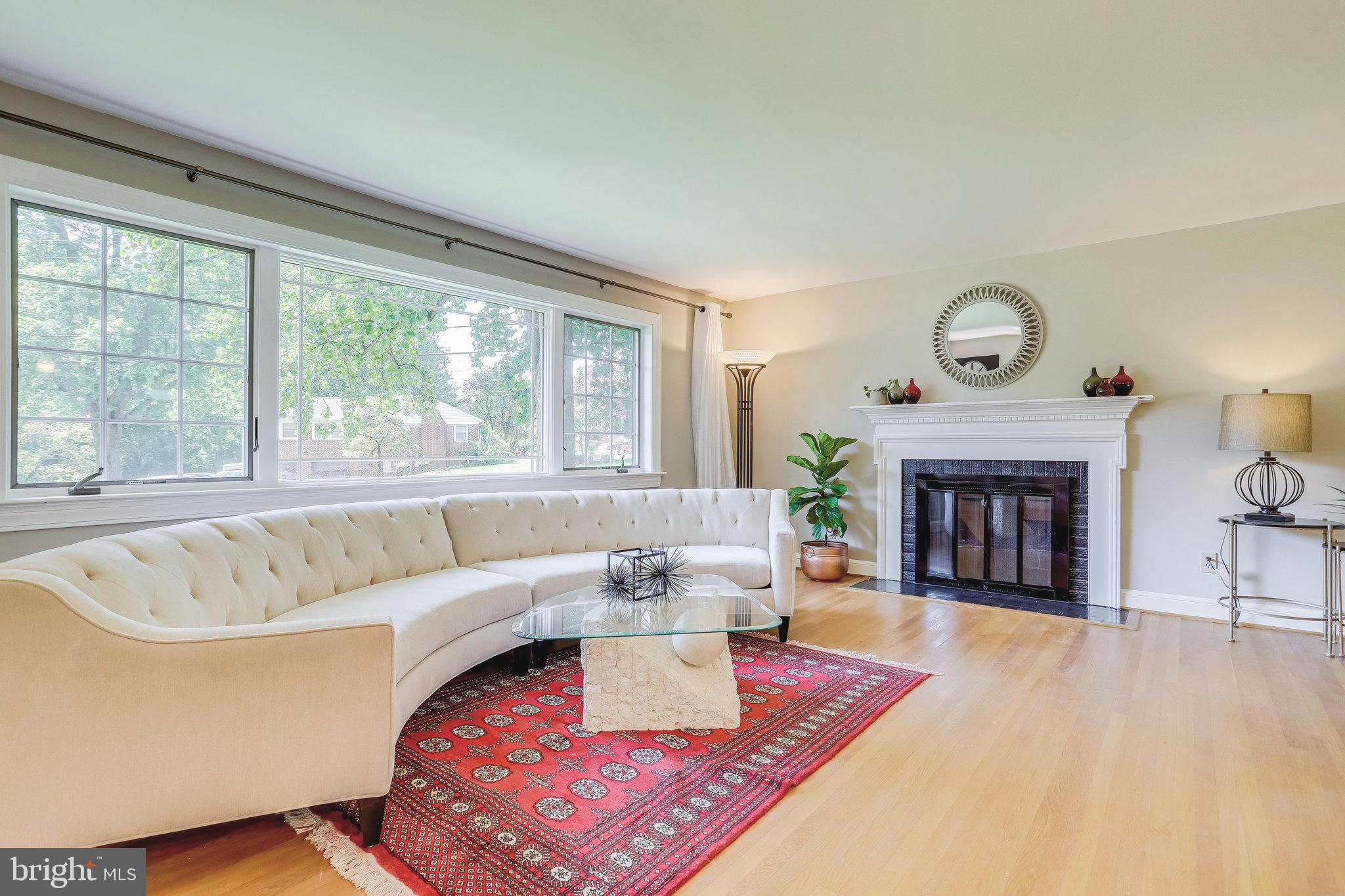 BROYHILL PARK - Residential