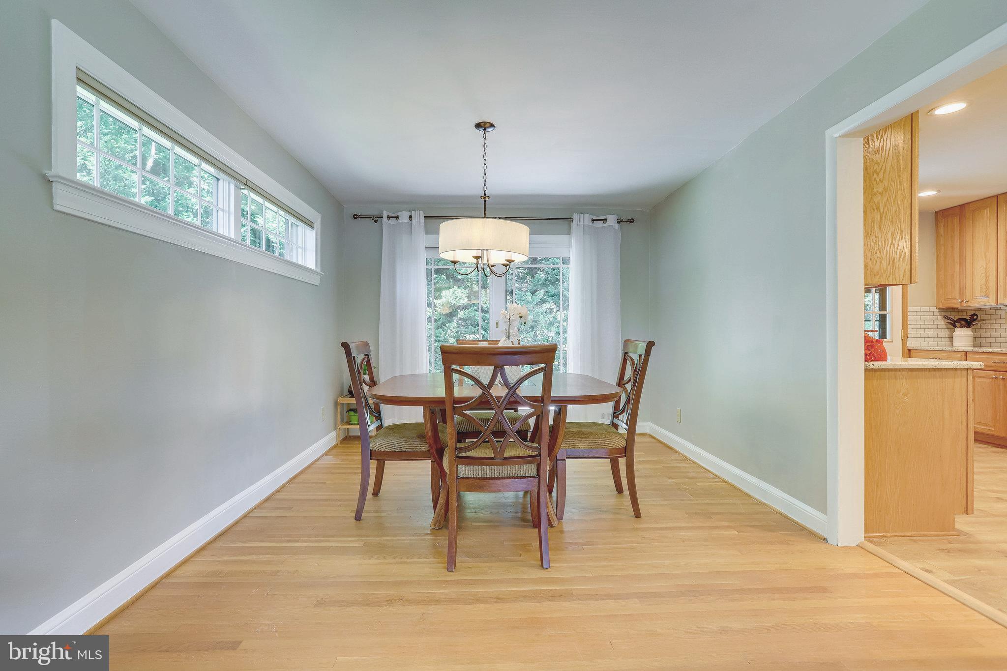 BROYHILL PARK - Residential