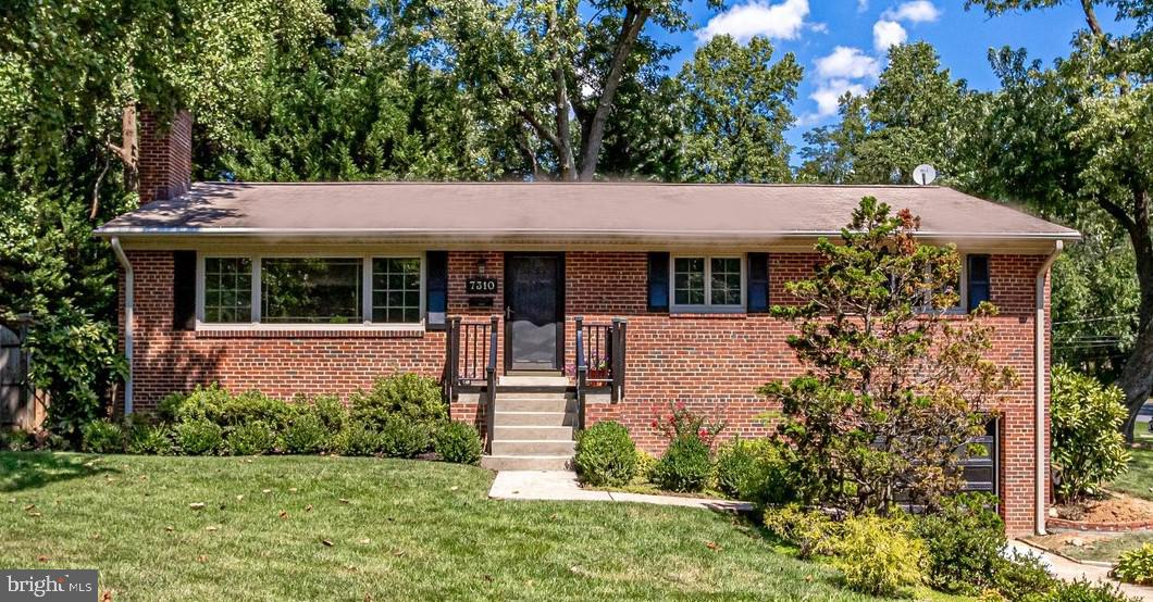 BROYHILL PARK - Residential