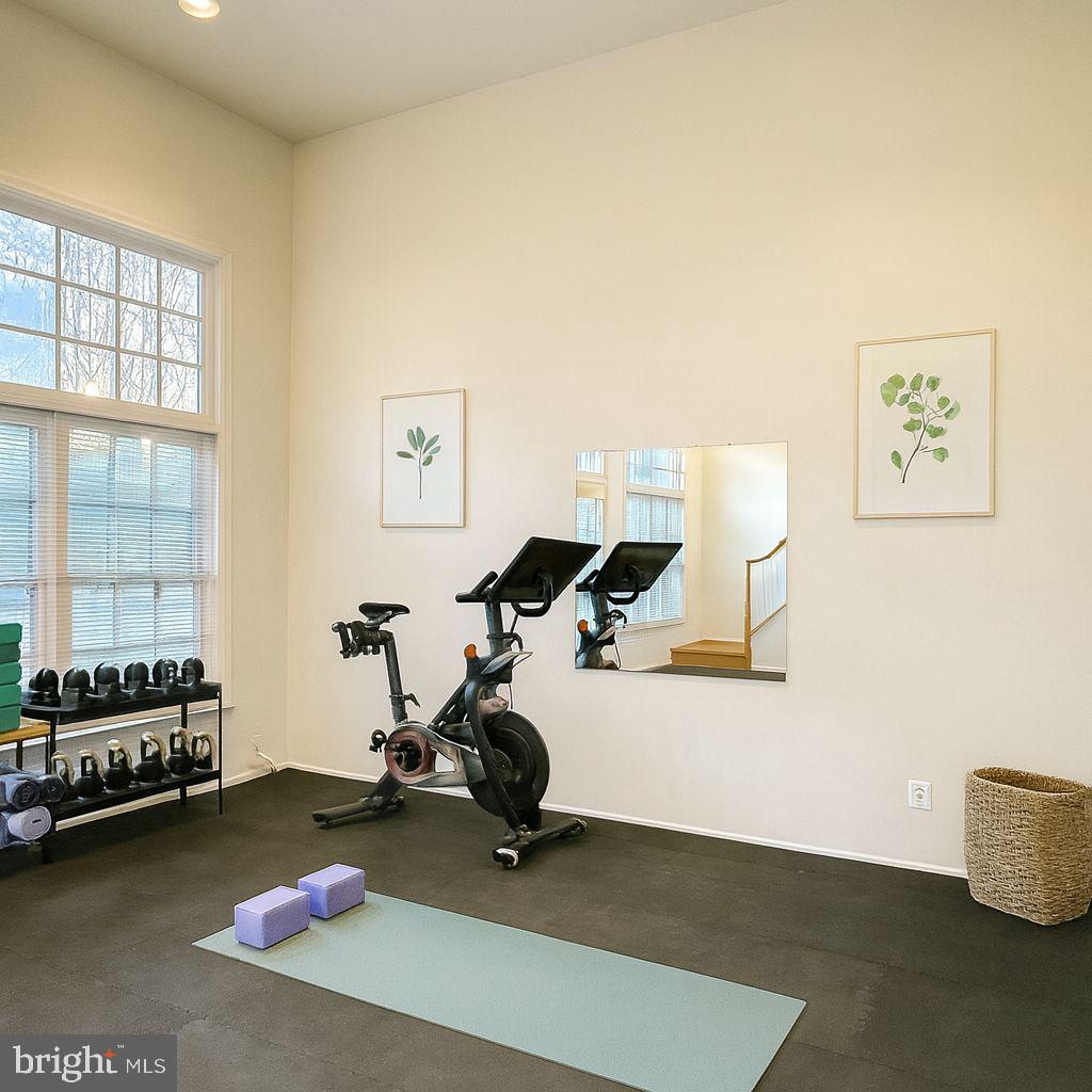 FALLSGROVE - Residential Lease