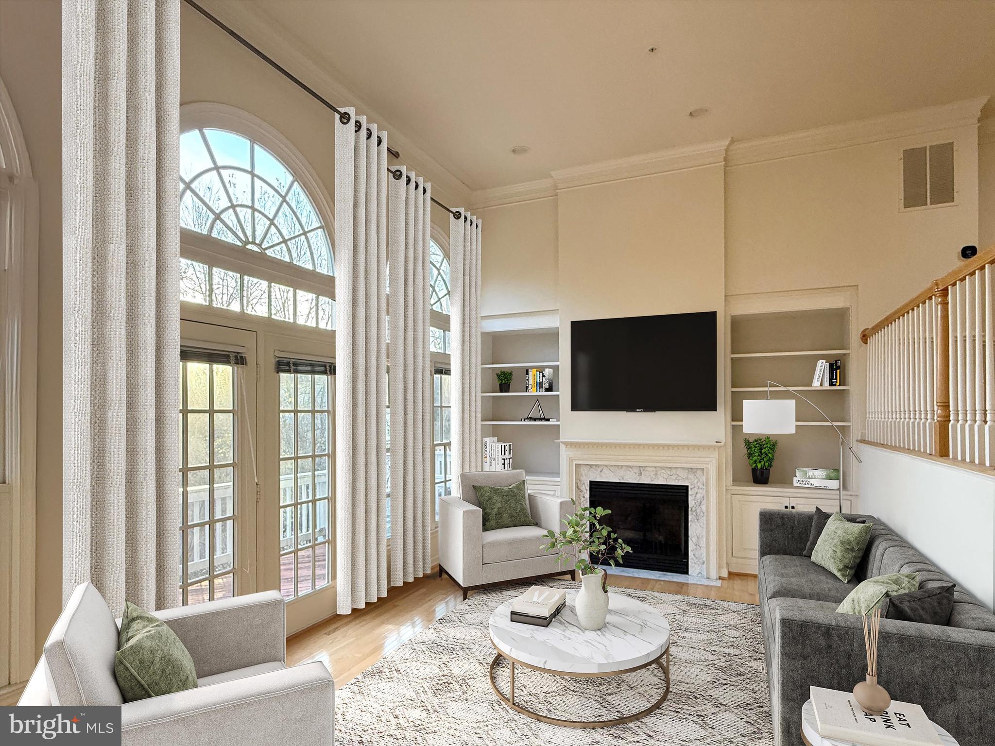 819 OAK KNOLL TERRACE