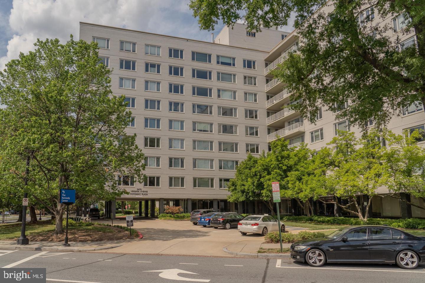 2475 VIRGINIA AVENUE NW 801/802