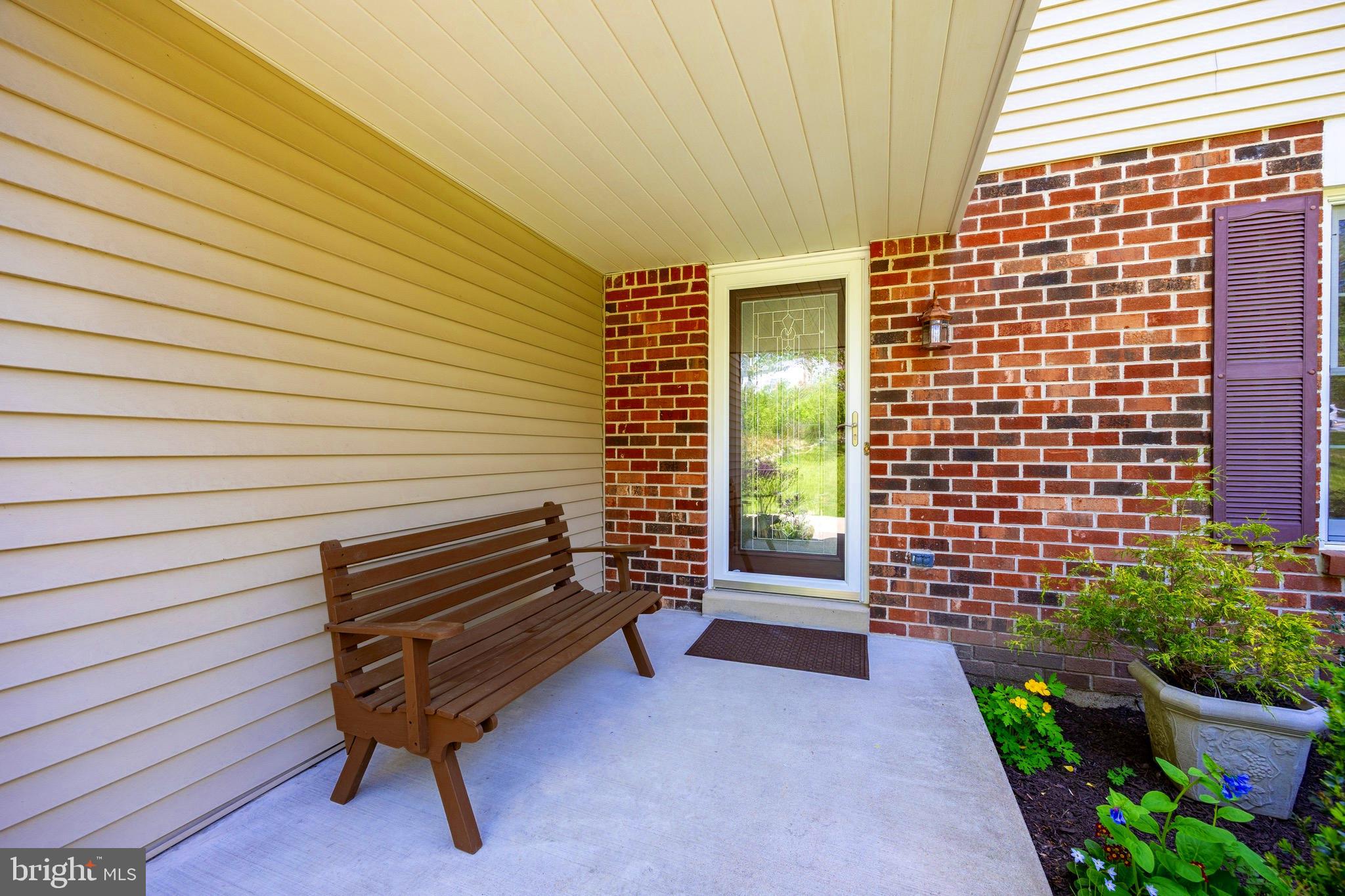 ASHBRIDGE - Residential