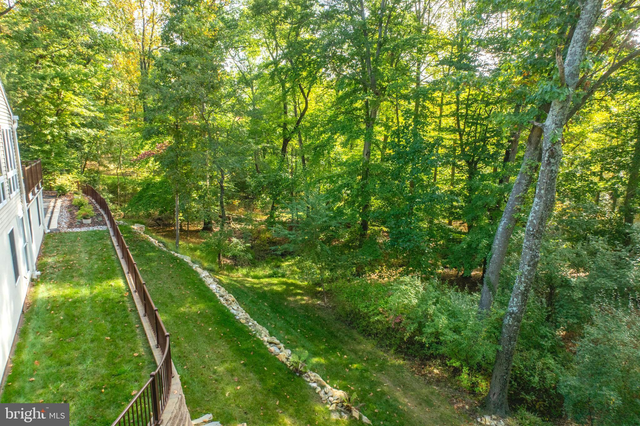 ASHBRIDGE - Residential