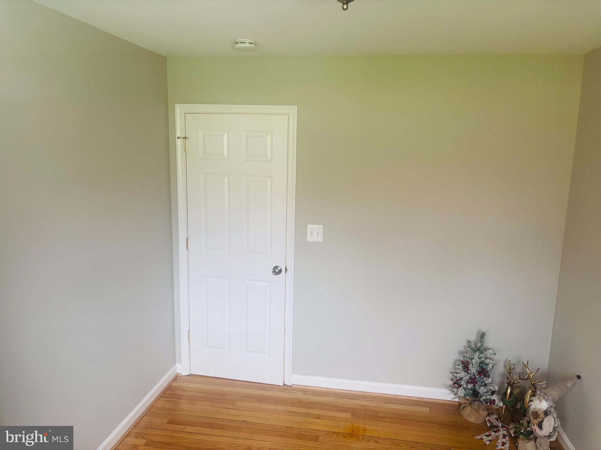 CASCADES - Residential Lease