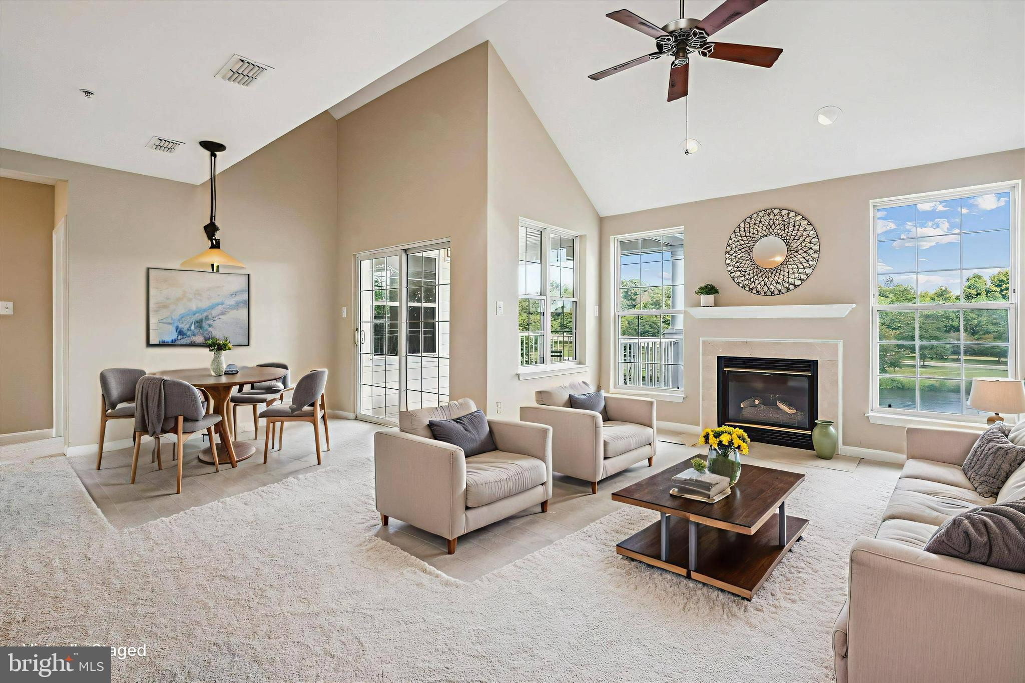 LAKESIDE AT SOUTH RIDING - Residential