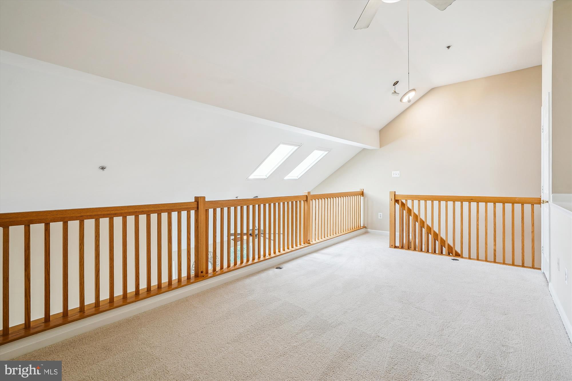 LAKESIDE AT SOUTH RIDING - Residential