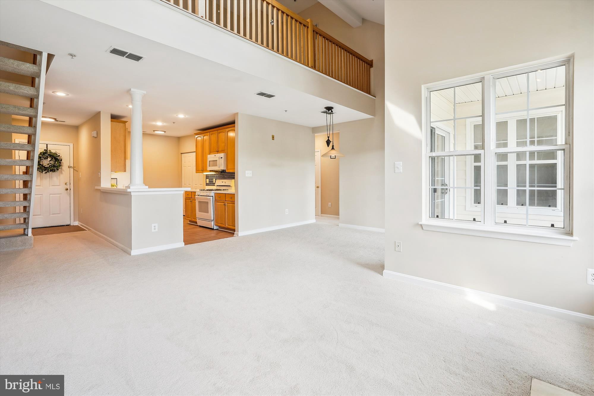 LAKESIDE AT SOUTH RIDING - Residential