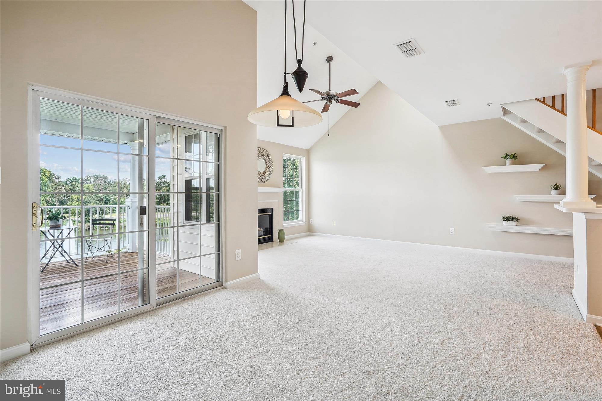 LAKESIDE AT SOUTH RIDING - Residential