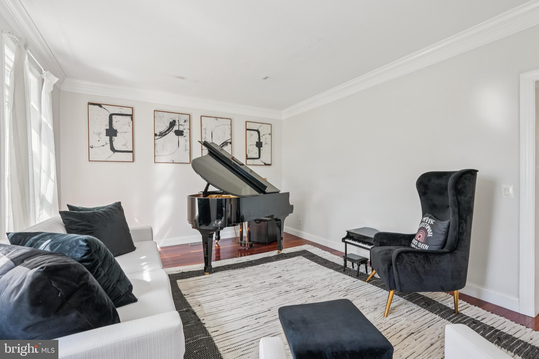 3008 NEW ALBANY ROAD