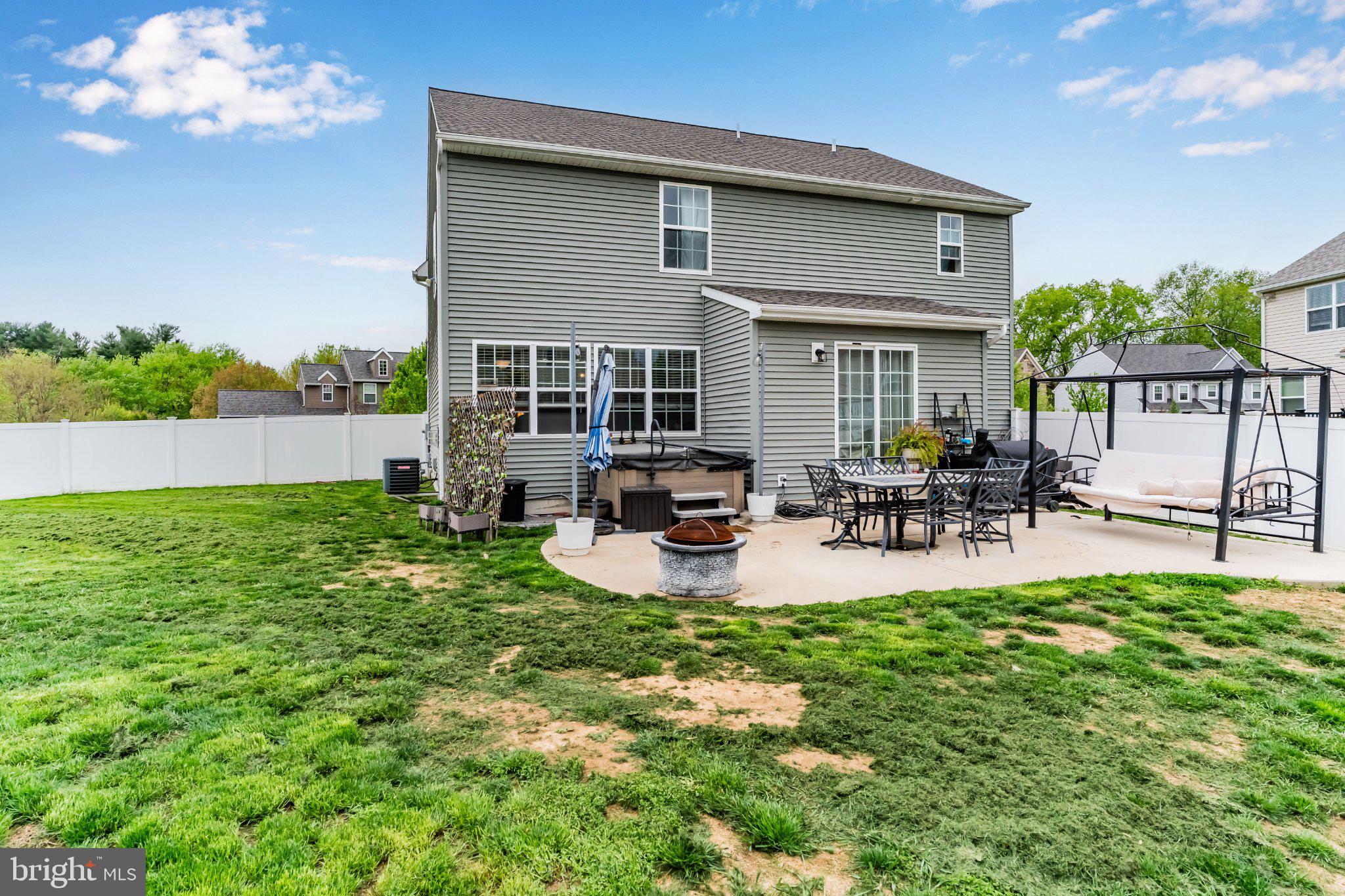ROLLING MEADOWS - Residential