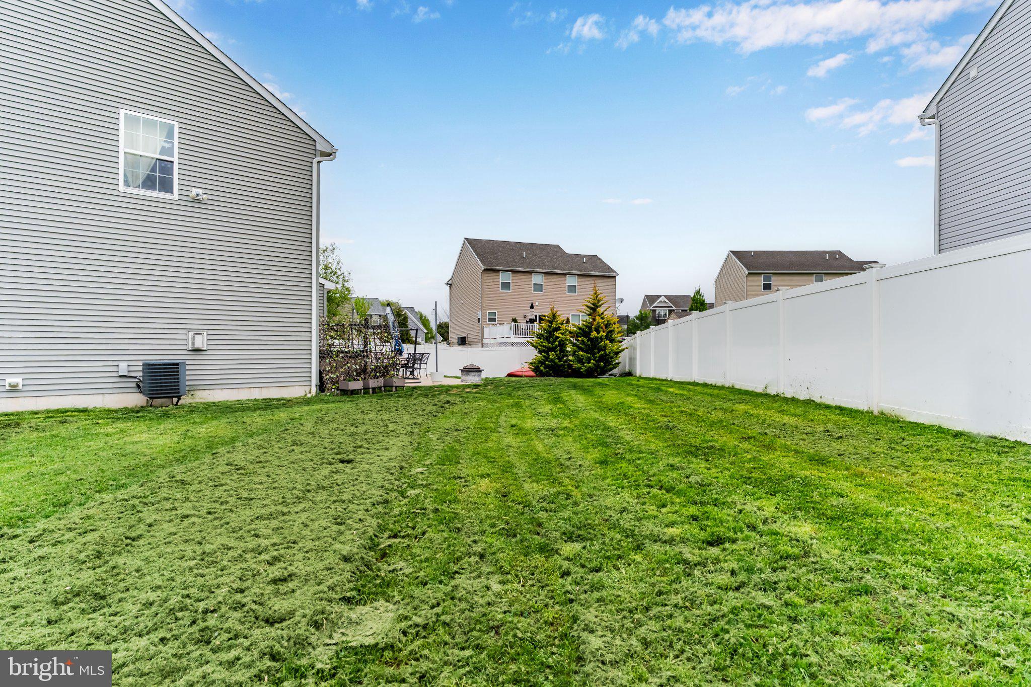 ROLLING MEADOWS - Residential