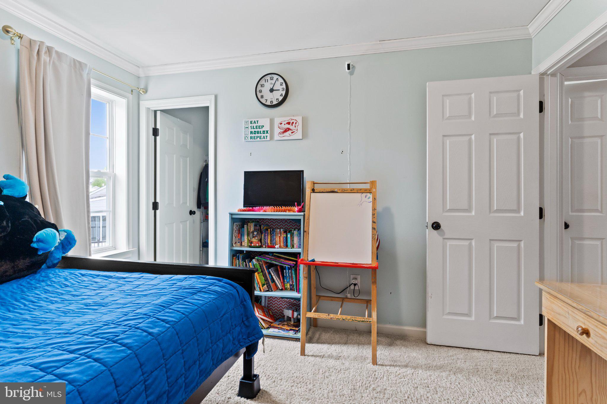 ROLLING MEADOWS - Residential