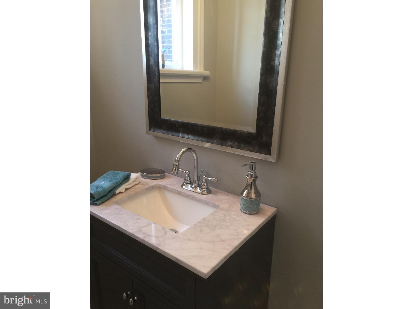 PORT RICHMOND - Residential