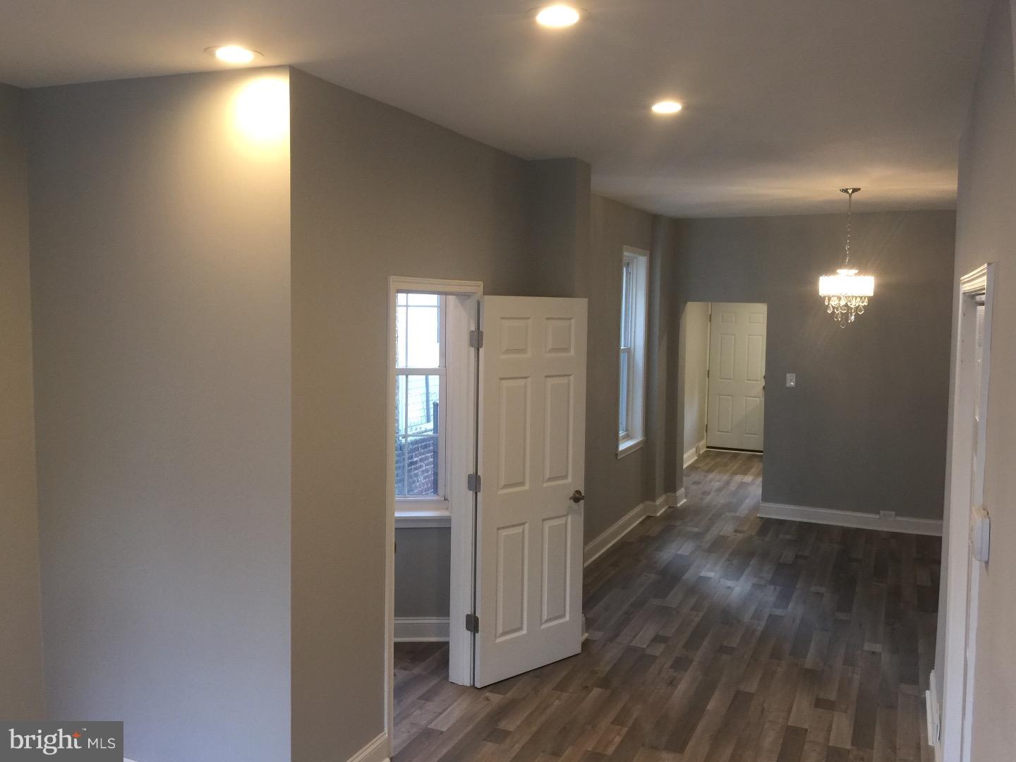 PORT RICHMOND - Residential