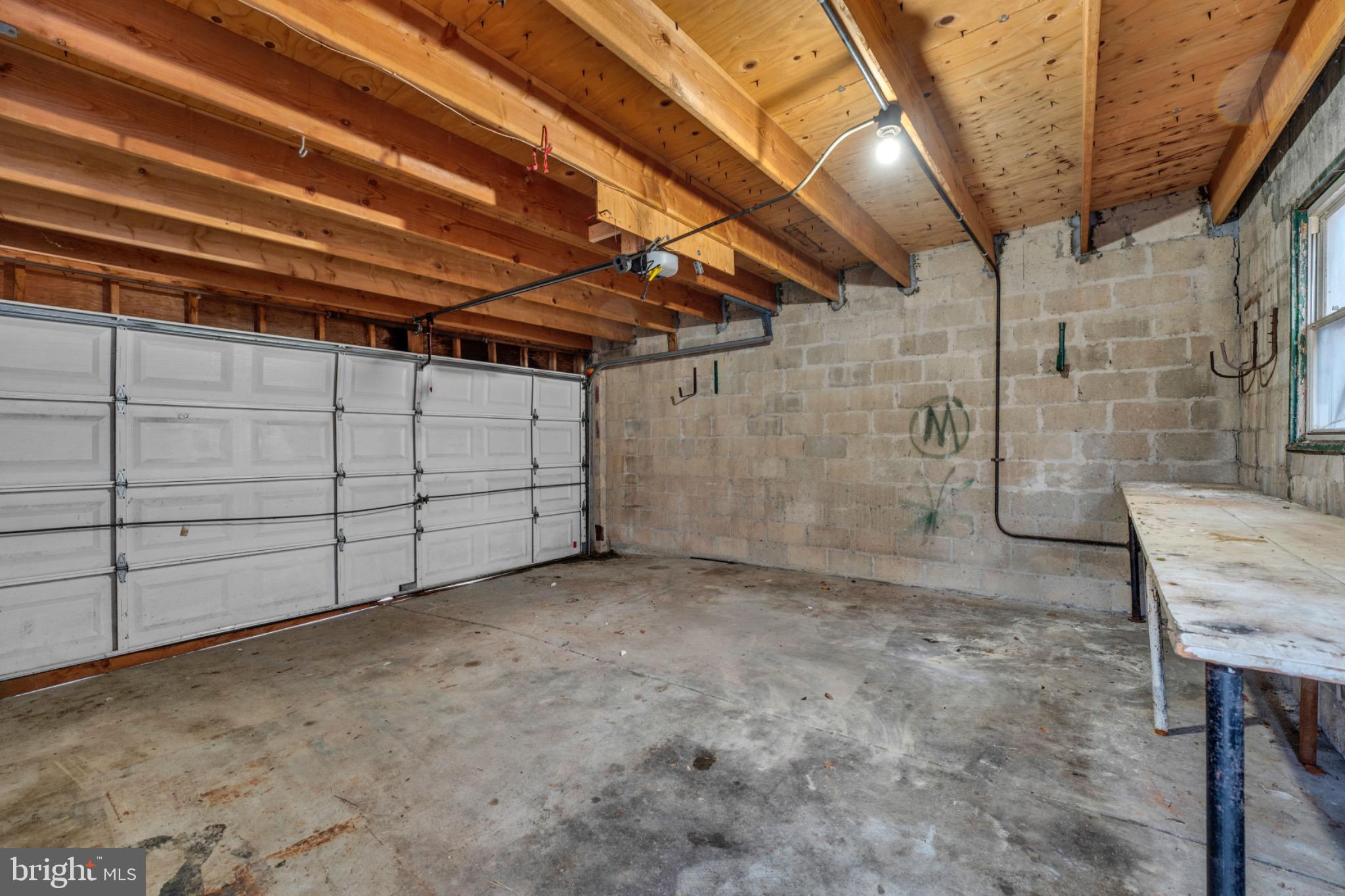 MAYFIELD - Residential