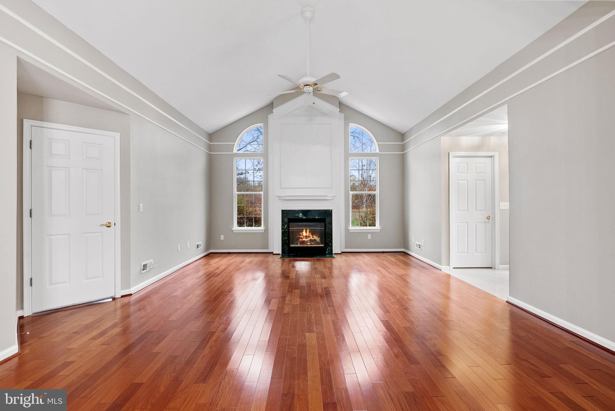 LIONSGATE - Residential