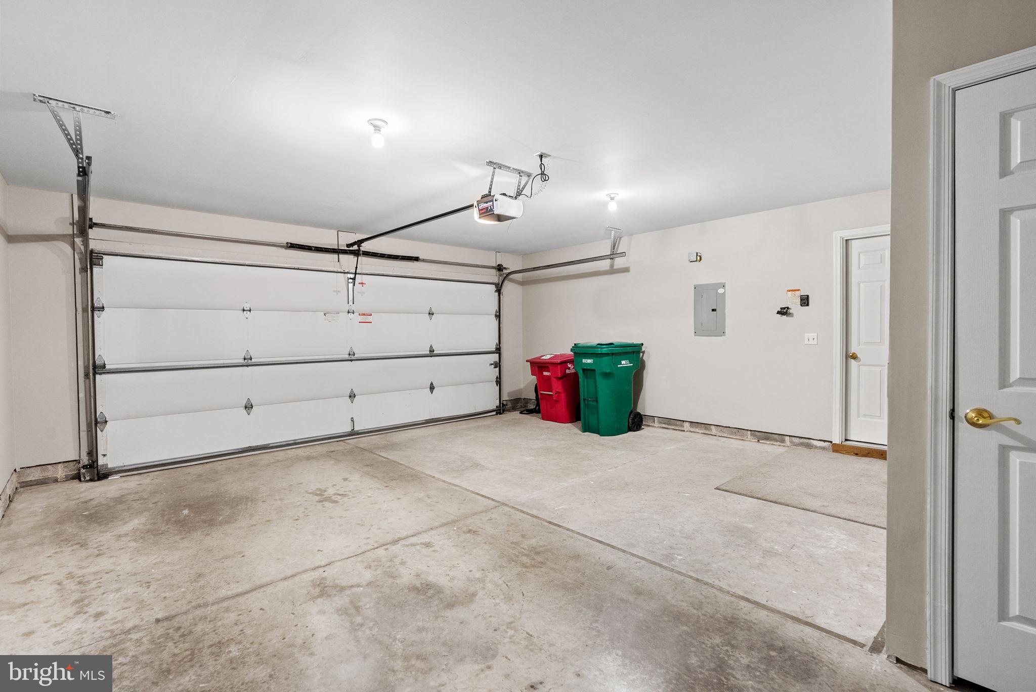 LIONSGATE - Residential