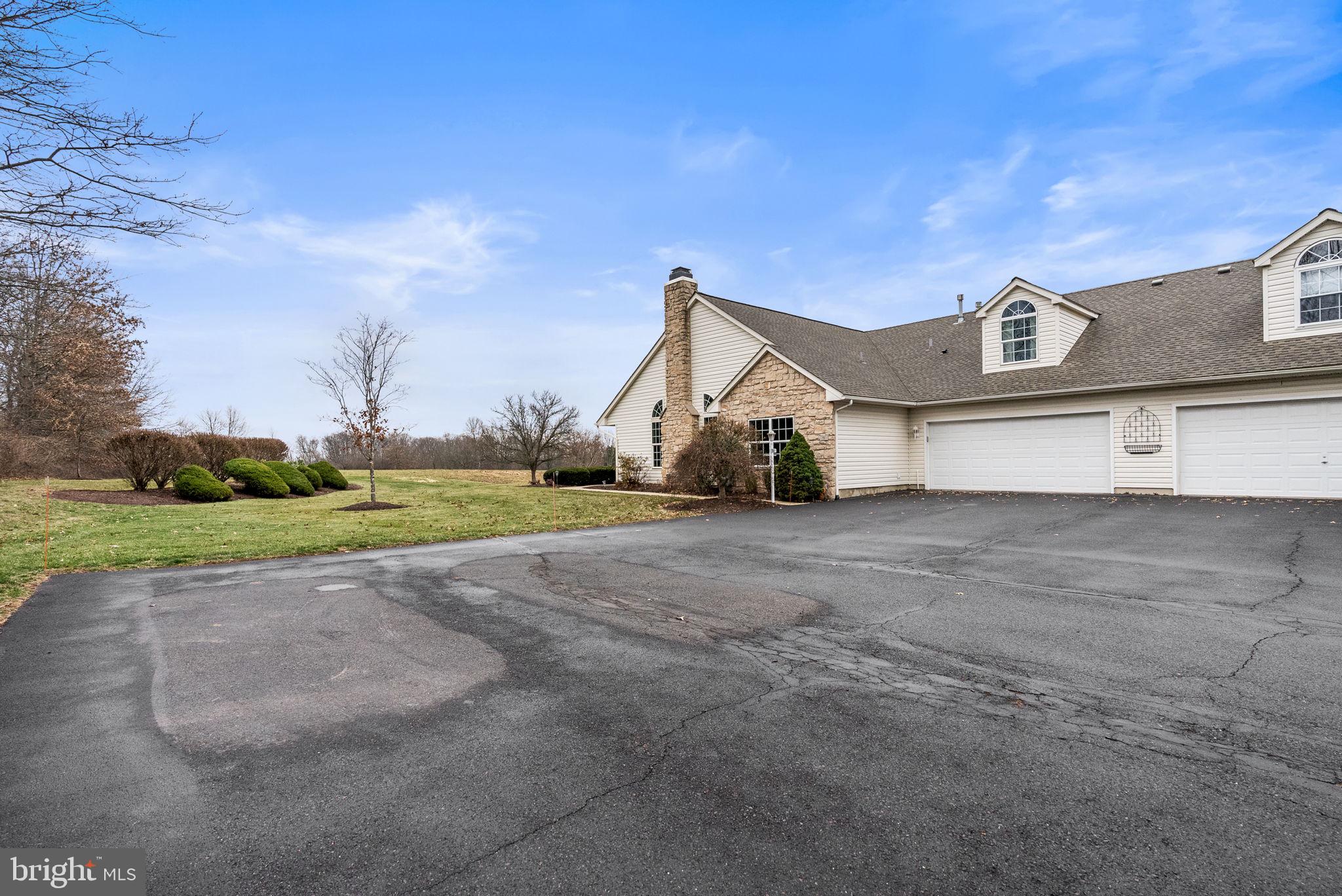 LIONSGATE - Residential