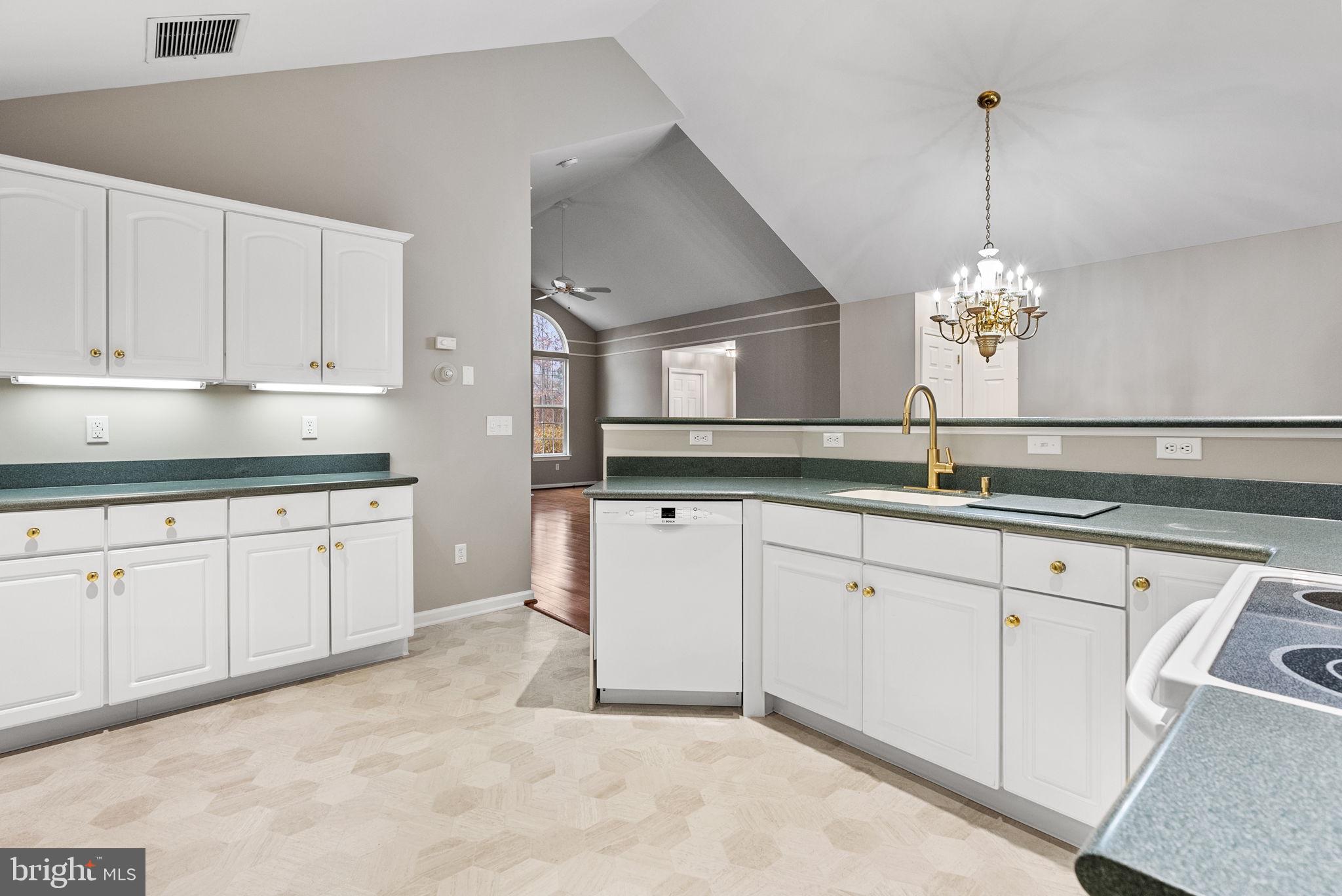 LIONSGATE - Residential