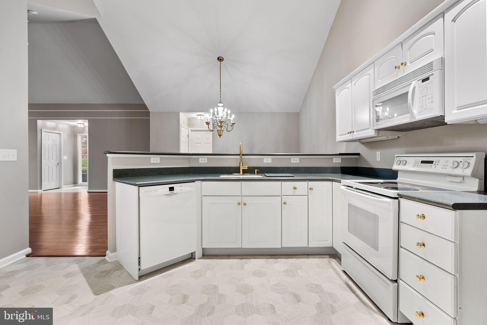 LIONSGATE - Residential