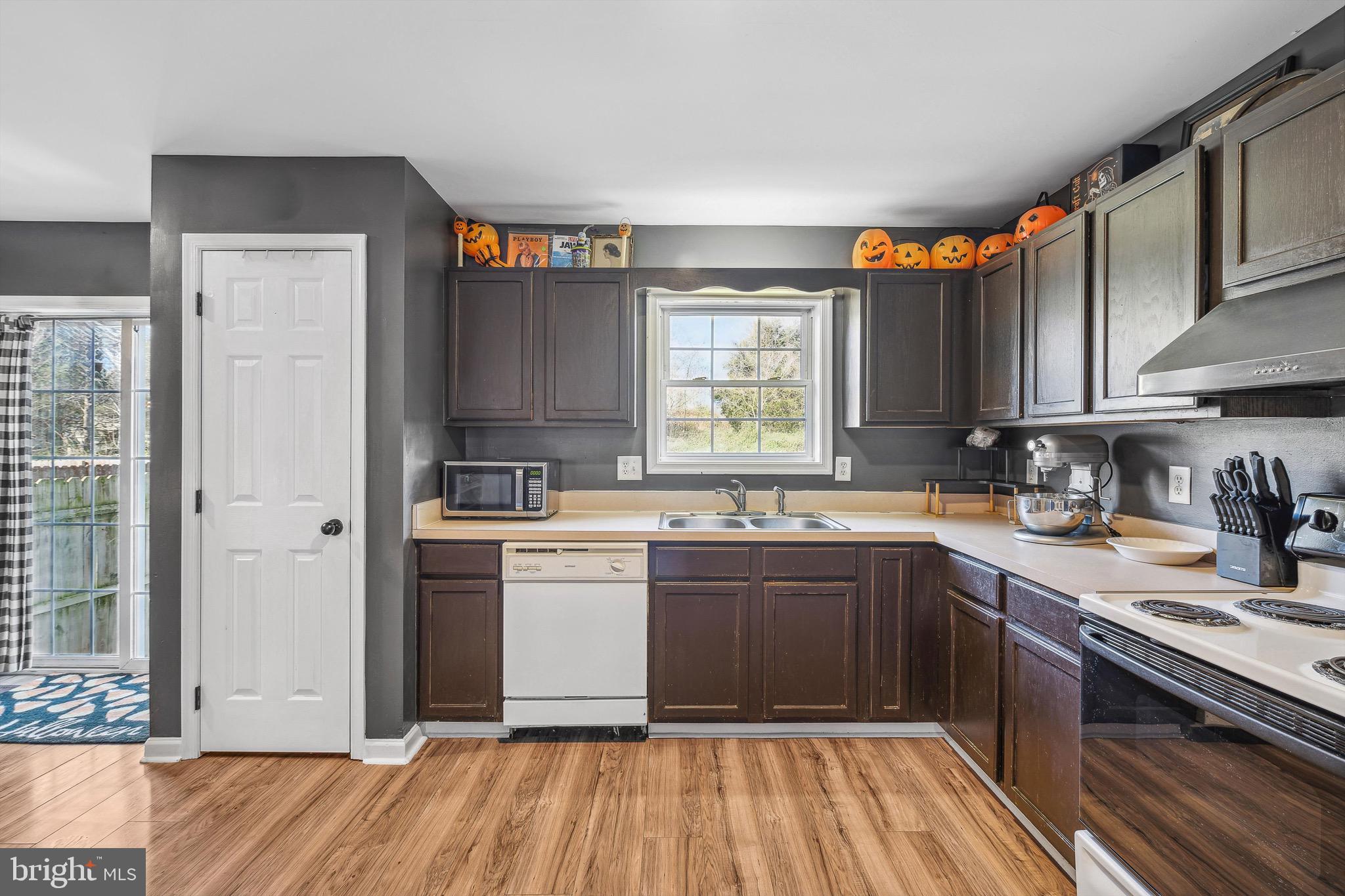 WILDFLOWER RIDGE - Residential