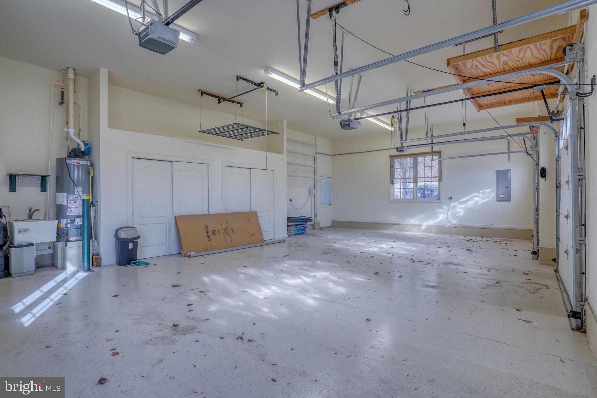 WINDSWEPT - Residential