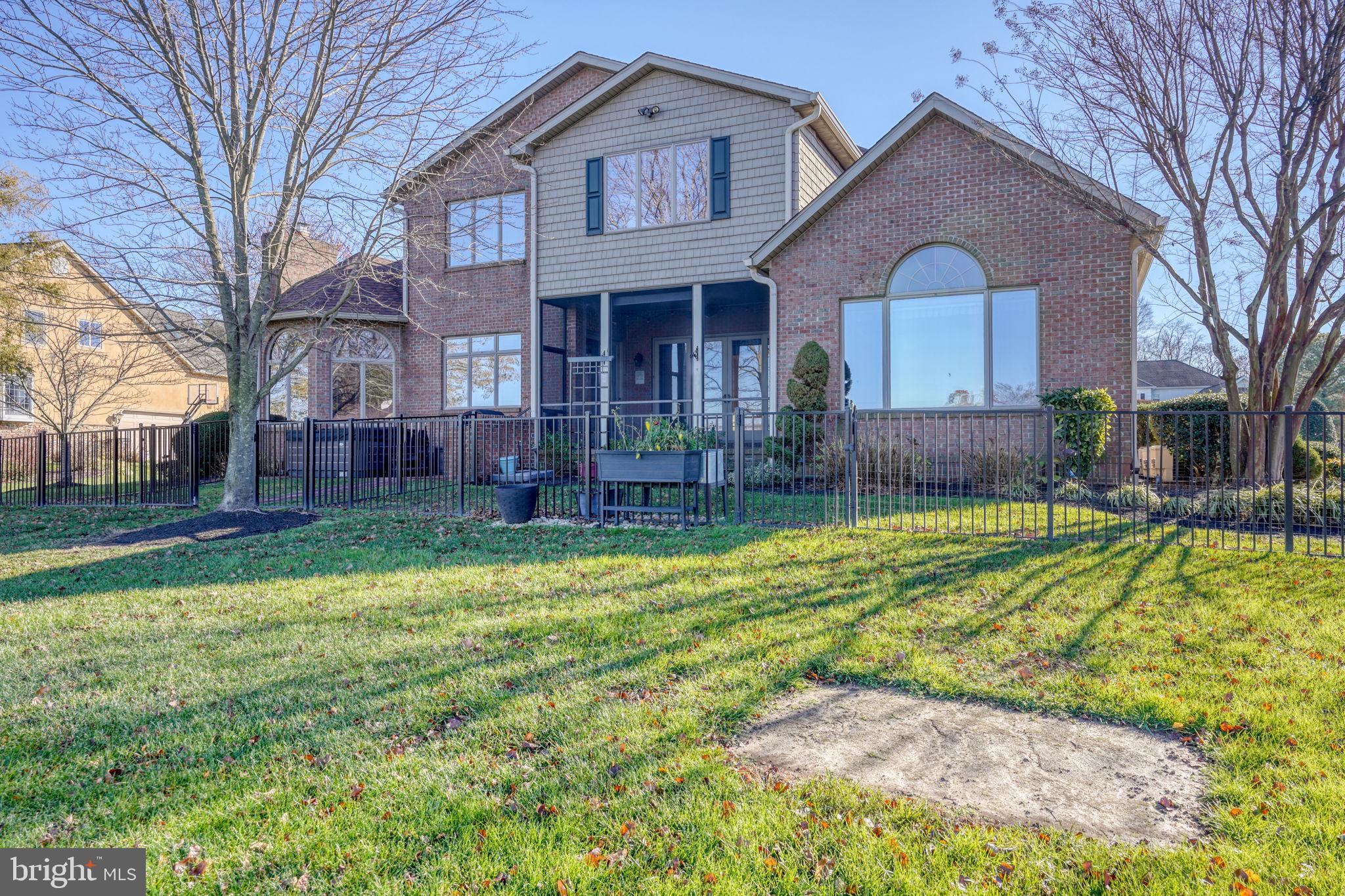 WINDSWEPT - Residential