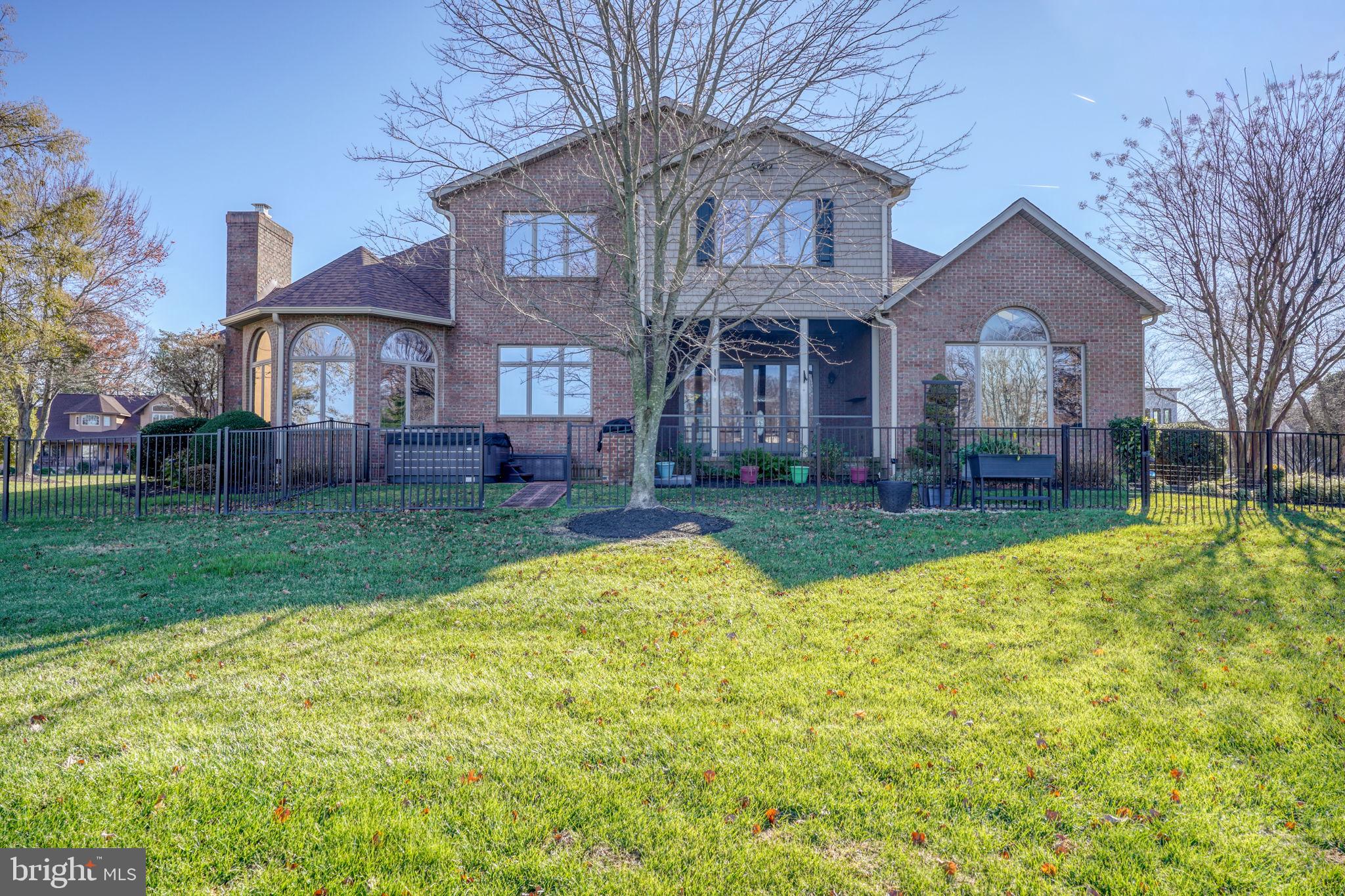 WINDSWEPT - Residential