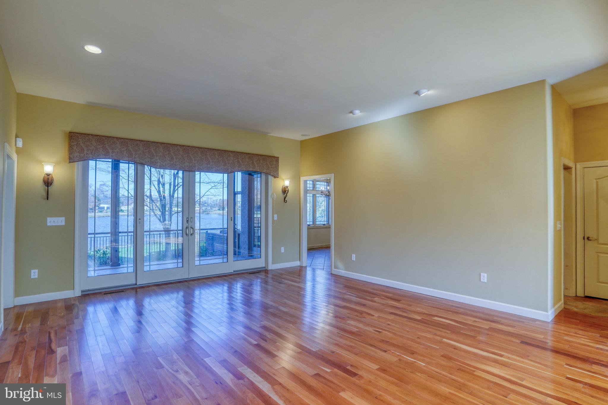 WINDSWEPT - Residential