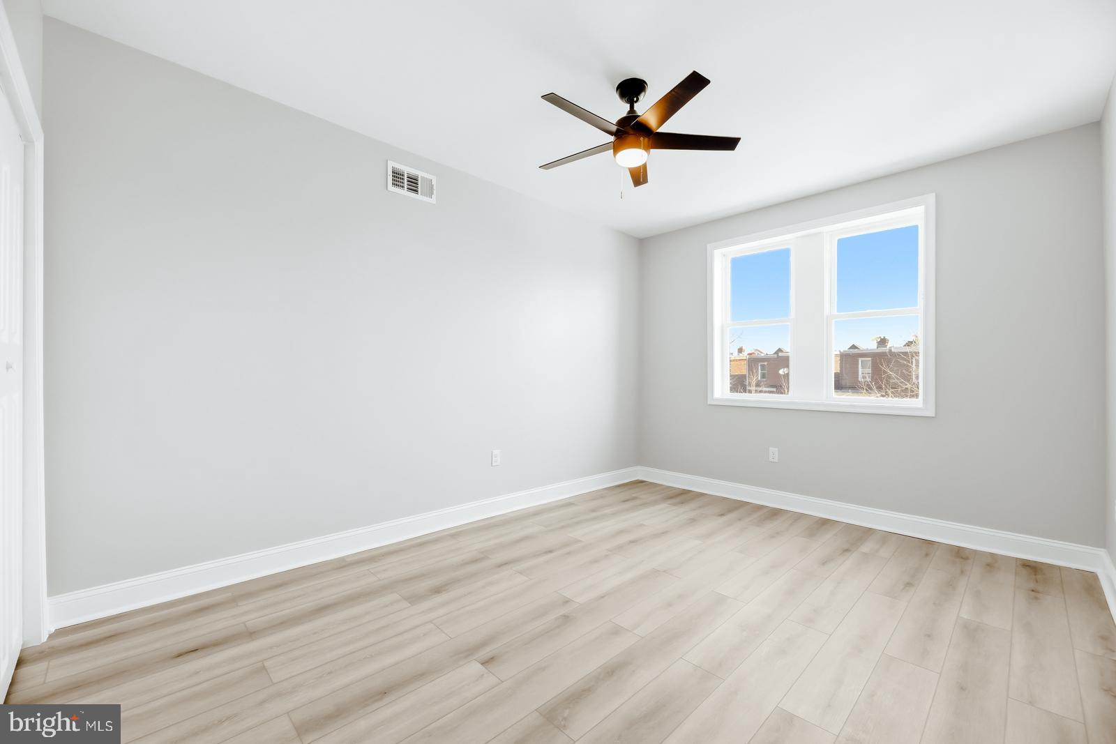 MAYFAIR - Residential