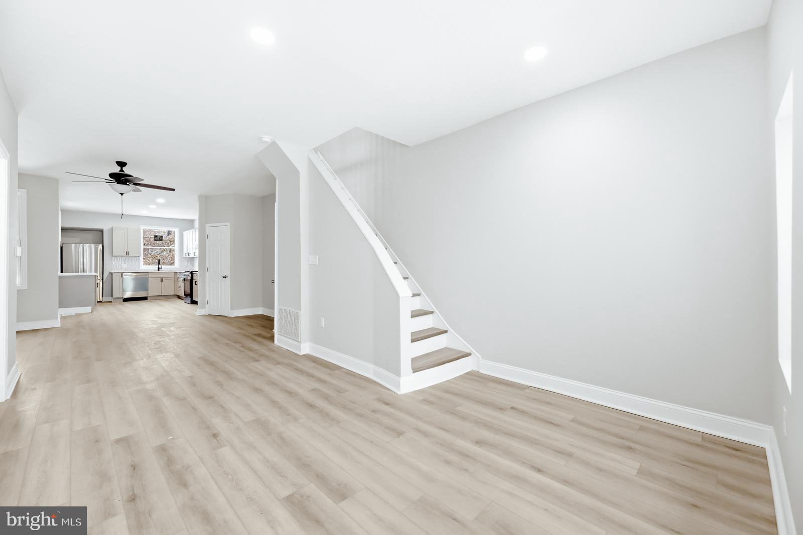 MAYFAIR - Residential