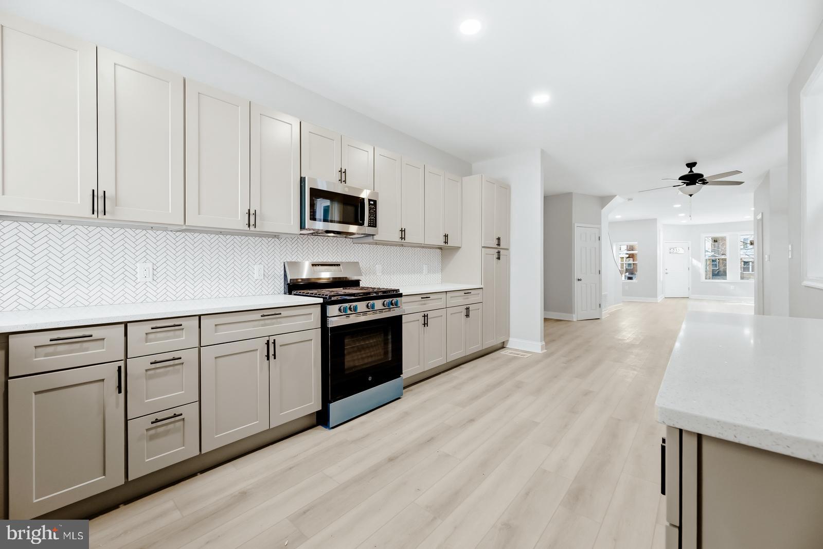 MAYFAIR - Residential