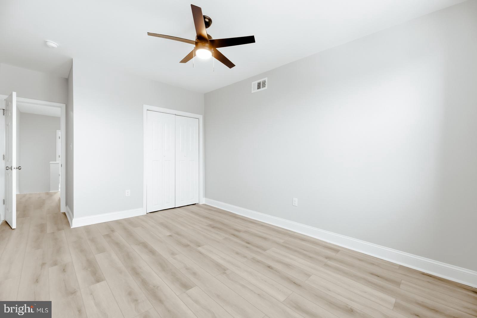 MAYFAIR - Residential