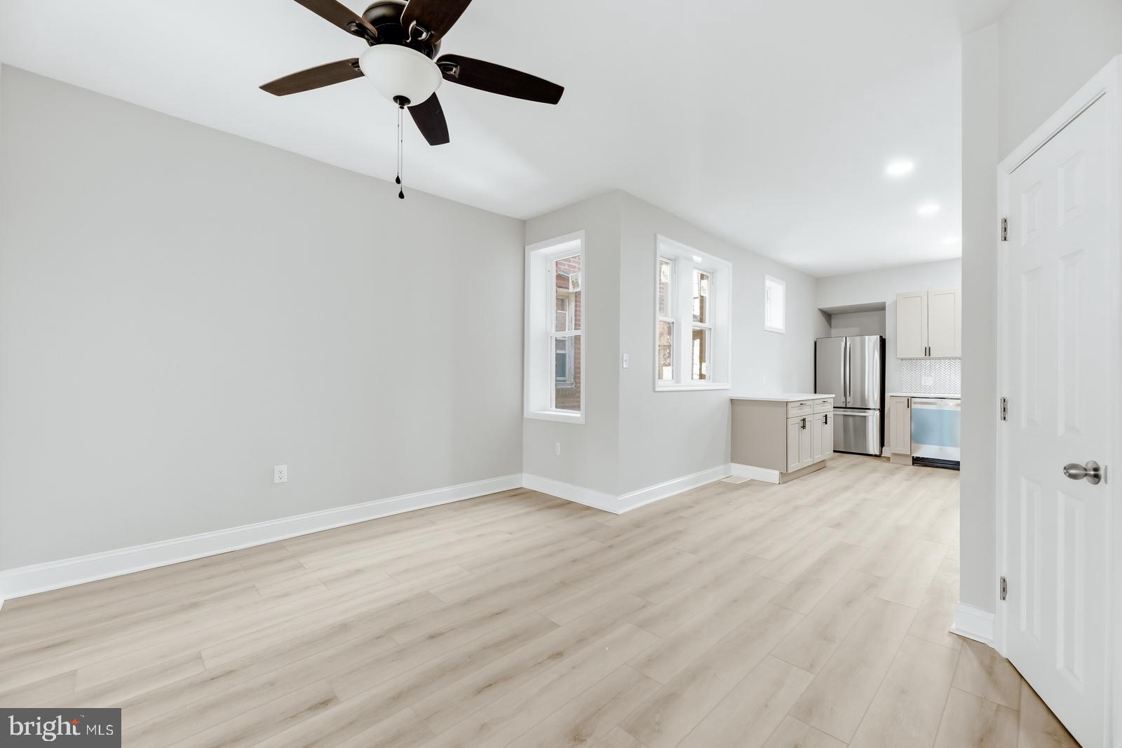 MAYFAIR - Residential